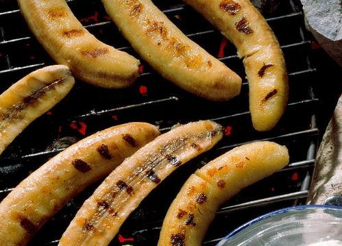 吃烧烤变了吃瓜