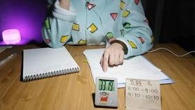 朋友聚会吃瓜视频,一起吃瓜畅谈，共享欢乐瞬间