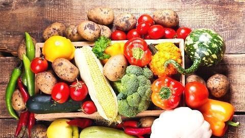 菜靠靠吃瓜,揭秘娱乐圈的甜蜜与苦涩